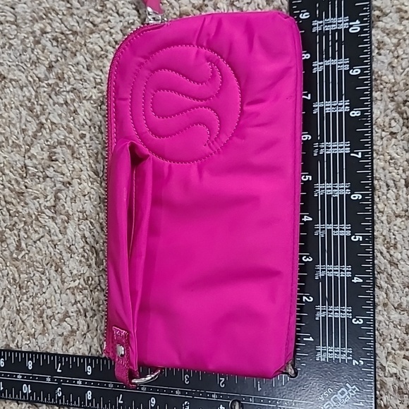 Lululemon Athletica Pink Clutch - Picture 8 of 8